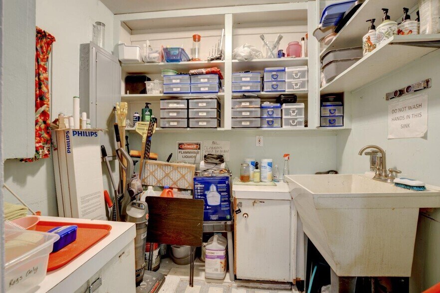 More Photos Of 625 Barbara Drive, Grants Pass Assisted Living For Sale