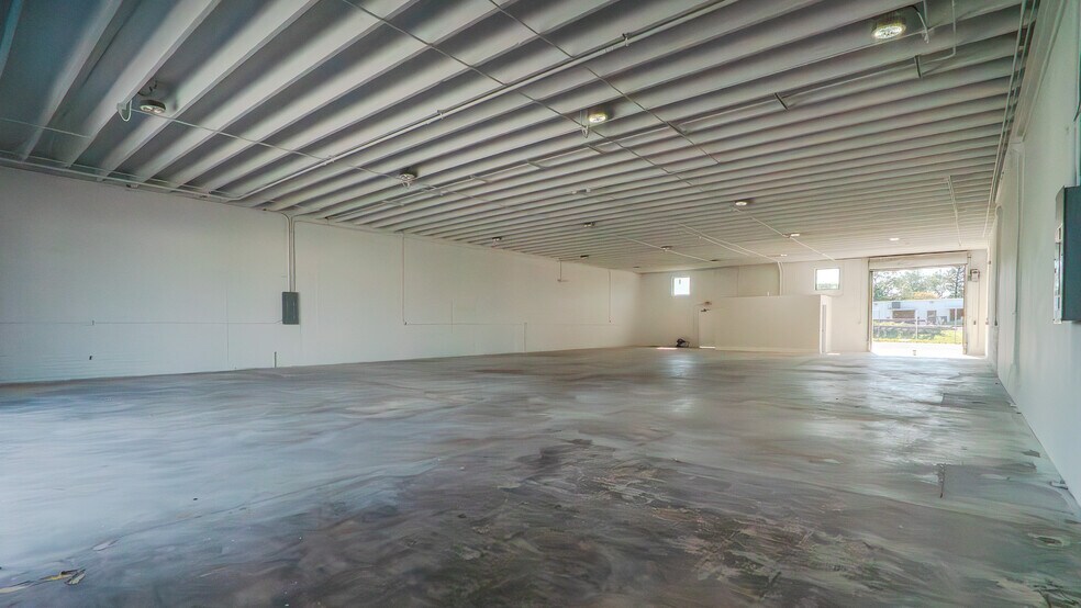 More Photos Of 12210-12230 NE 13th Ct, North Miami Light Manufacturing For Lease