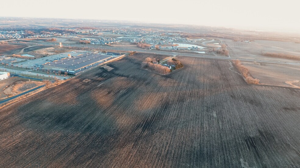 More Photos Of xxx US Highway 212, Chaska Land For Sale
