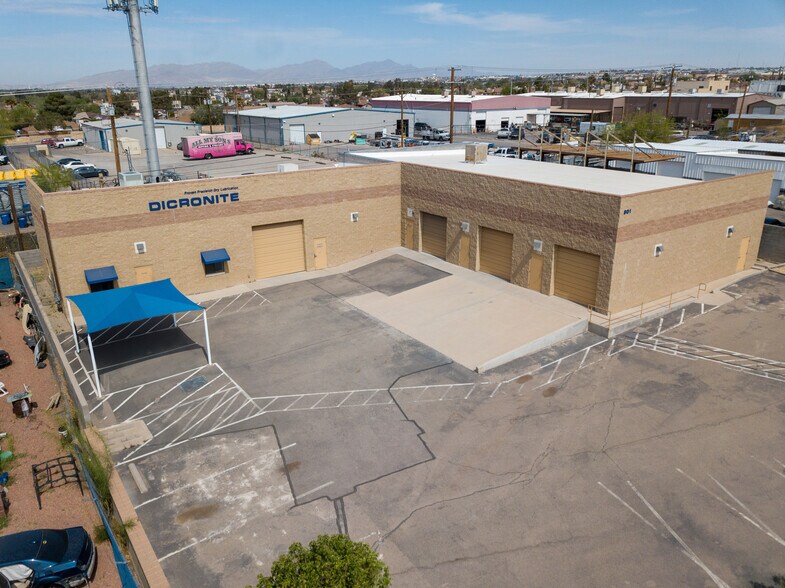 More Photos Of 801 Pendale Rd, El Paso Distribution For Sale
