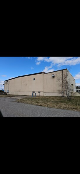 More Photos Of 31 Machias Bay Dr, Cutler Distribution For Lease