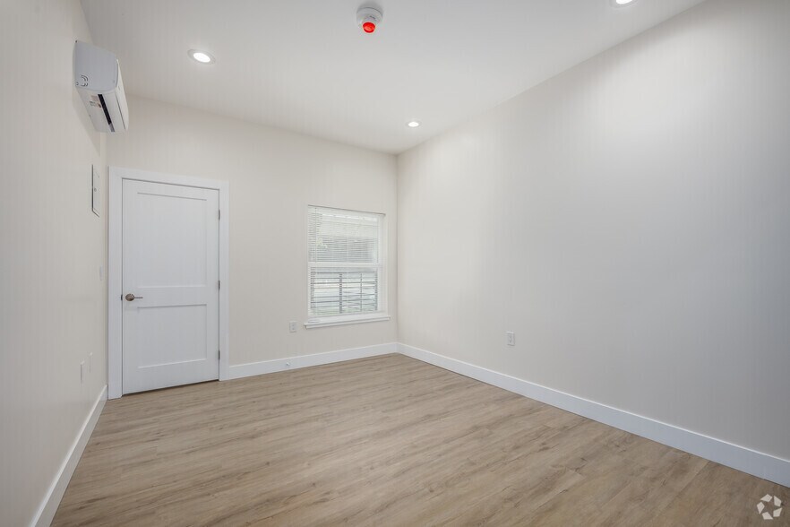 More Photos Of 3000 T St, Sacramento Apartments For Sale