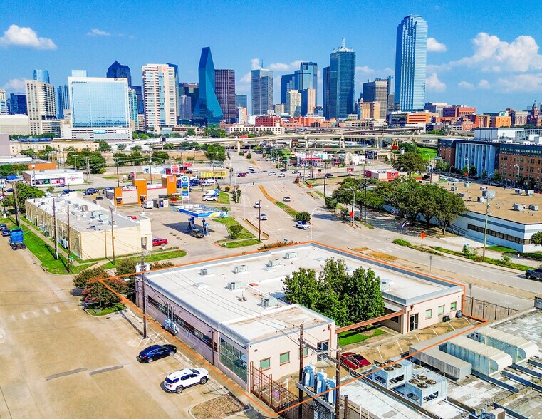 More Photos Of 801 Core St, Dallas Freestanding For Sale
