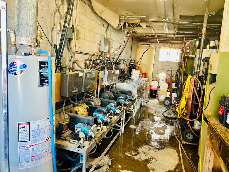 More Photos Of 547 W 4th St, Winnemucca Storefront Retail Residential For Sale