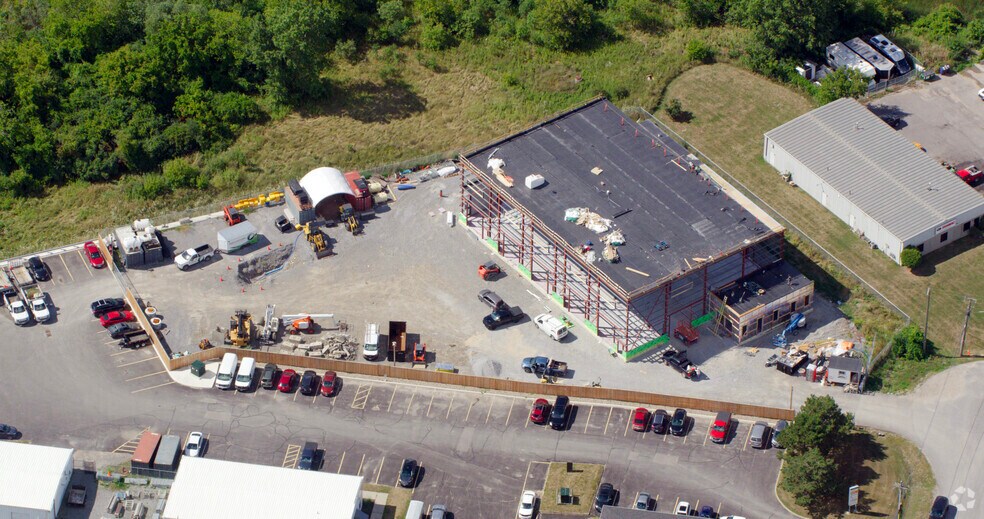 More Photos Of 28 Steve Fonyo Dr, Kingston Warehouse For Lease