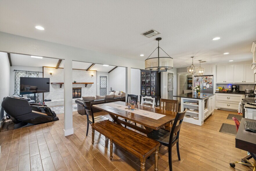 More Photos Of 995 W Gates Valley Rd, Poteet Land For Sale