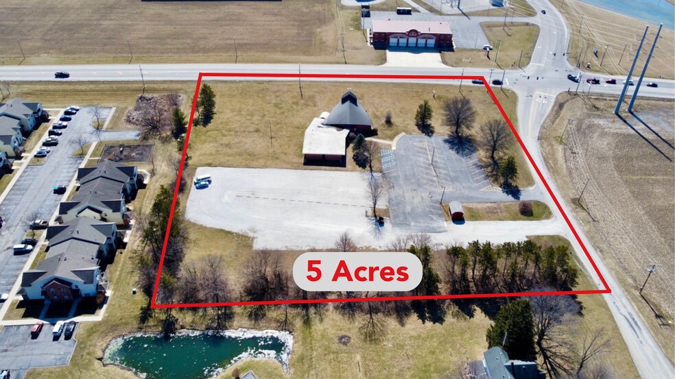 More Photos Of 2015 E Main St, Gas City Flex For Sale