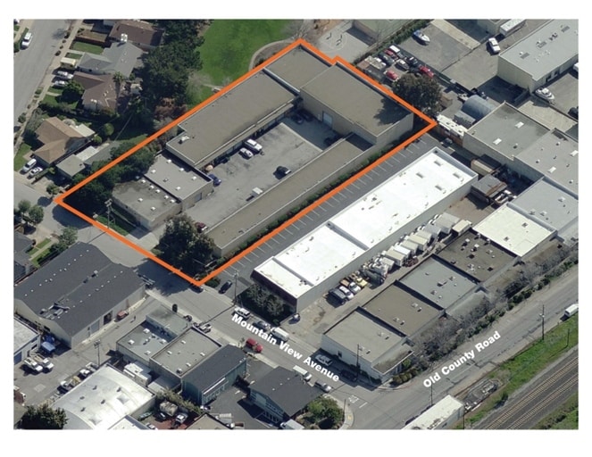 More Photos Of 513-579 Mountain View Ave, Belmont Manufacturing For Lease