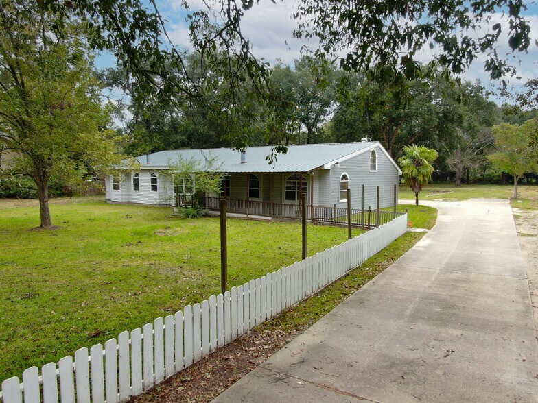 More Photos Of 22830 Fritz Ln, Spring Office For Sale