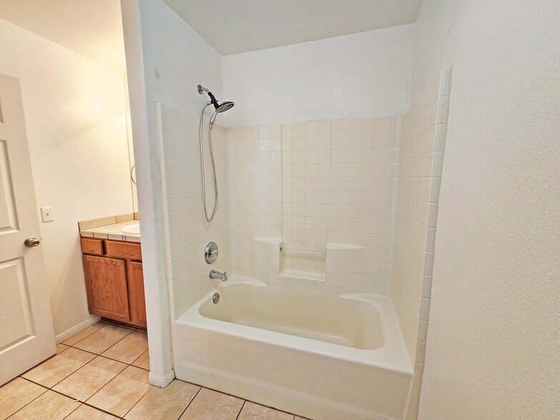 More Photos Of 1951 Teepee Rd, Pahrump Apartments For Sale