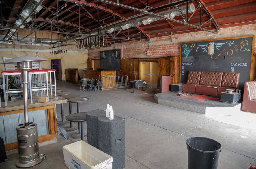 More Photos Of 2202 Buddy Holly Ave, Lubbock Bar For Sale