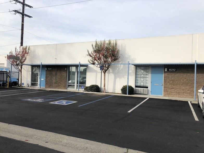 More Photos Of 16220-16228 Gundry Ave, Paramount Warehouse For Lease