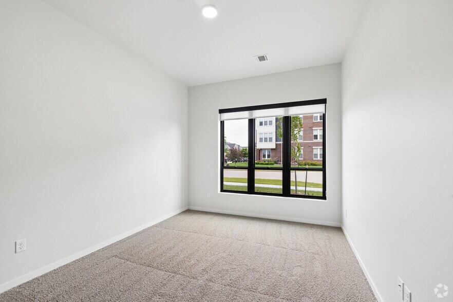 More Photos Of 582 Larsen Orchard Pky, Hobart Apartments For Lease