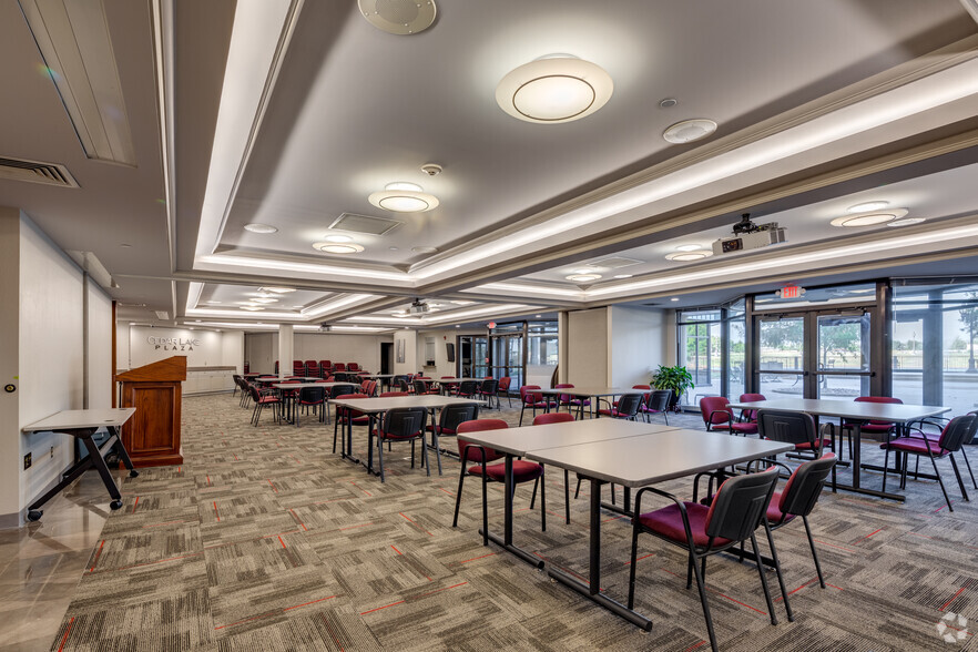 More Photos Of 701 Cedar Lake Blvd, Oklahoma City Office For Lease