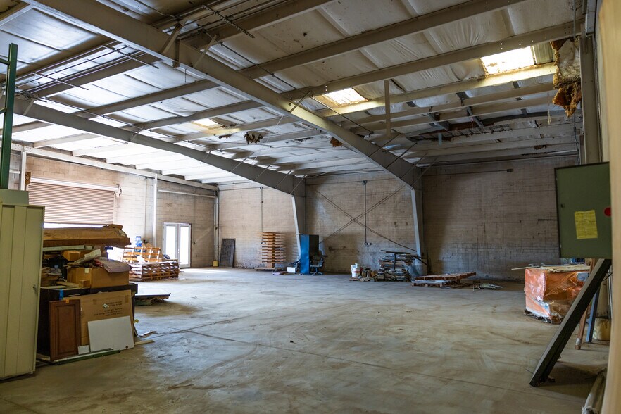 More Photos Of 1302 W Lincoln St, Phoenix Warehouse For Sale
