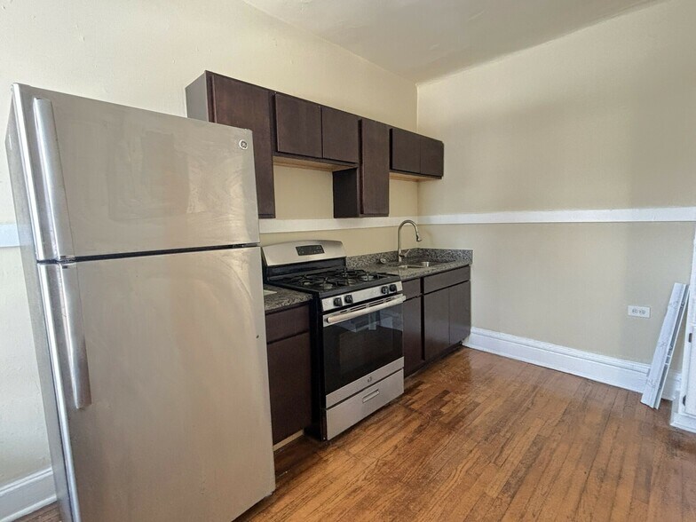 More Photos Of 4317 S Michigan Ave, Chicago Apartments For Sale