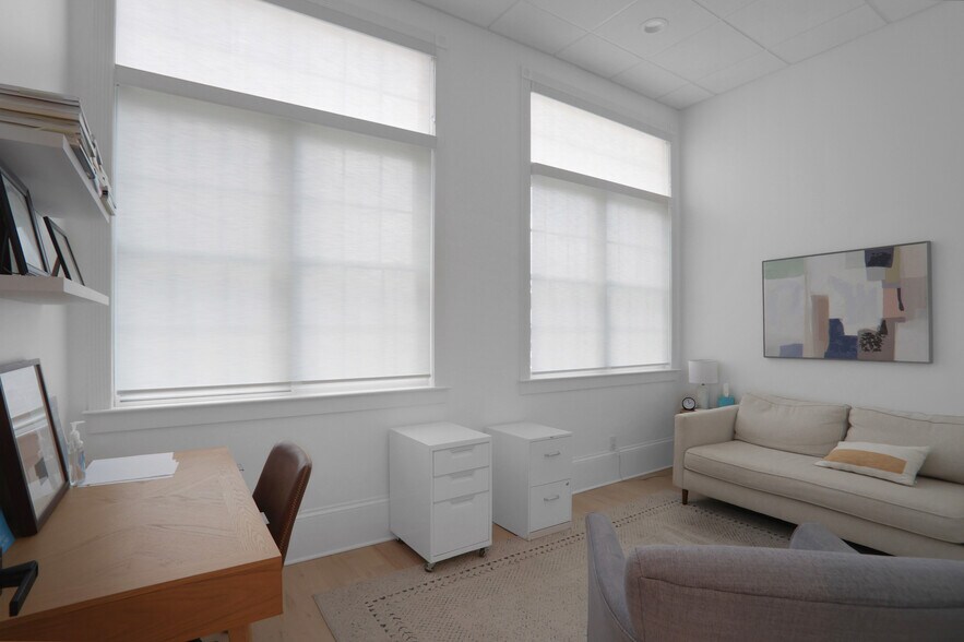 More Photos Of 1074 Ponce De Leon Ave, Atlanta Office For Sale