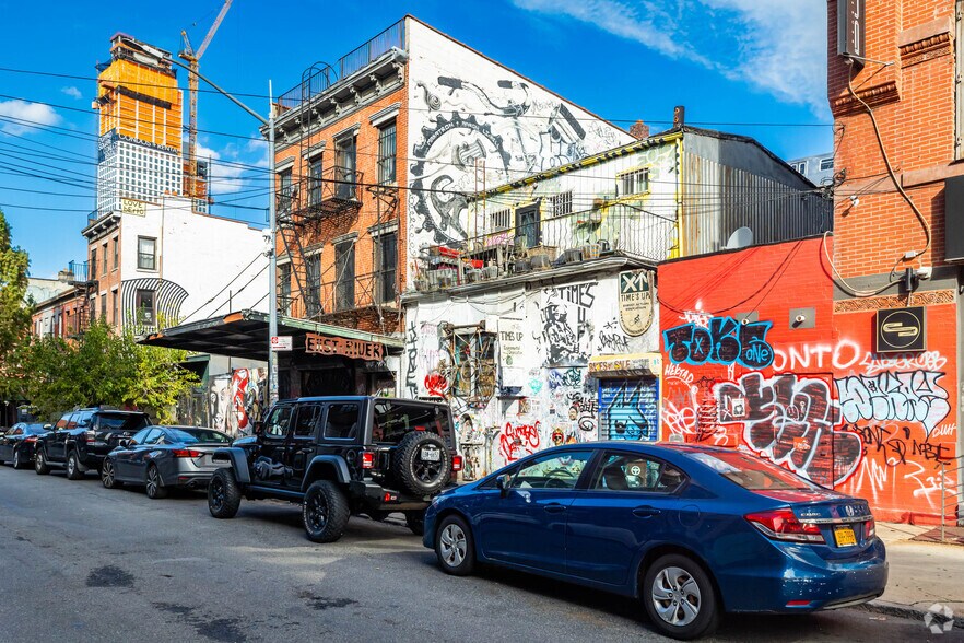 More Photos Of 99 S 6th St, Brooklyn Apartments For Lease