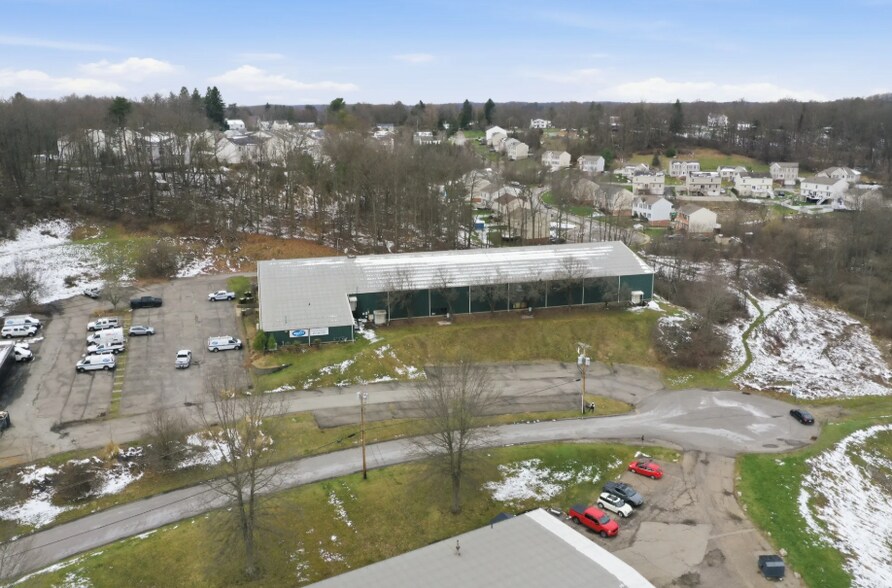 More Photos Of 1035 Executive Dr, Gibsonia Industrial For Sale