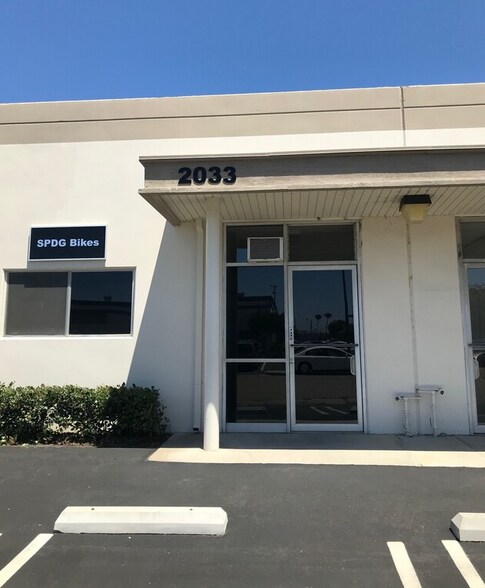 More Photos Of 2021-2041 S Lyon St, Santa Ana Light Manufacturing For Lease