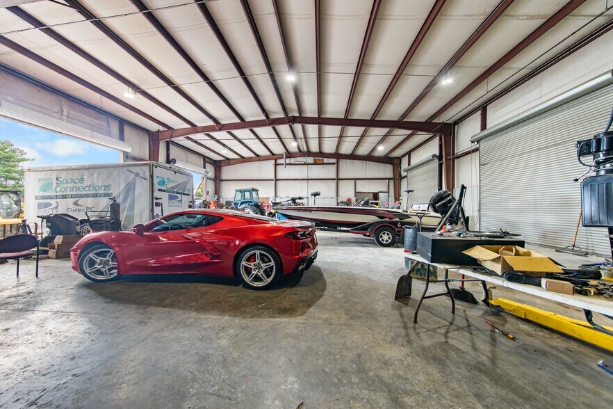 More Photos Of 660 New Hwy 68, Sweetwater Freestanding For Sale