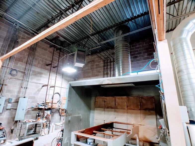 More Photos Of 215 N Redwood Rd, North Salt Lake Flex For Sale