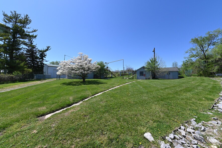 More Photos Of 164 Eyster Rd, Halltown Manufacturing For Sale