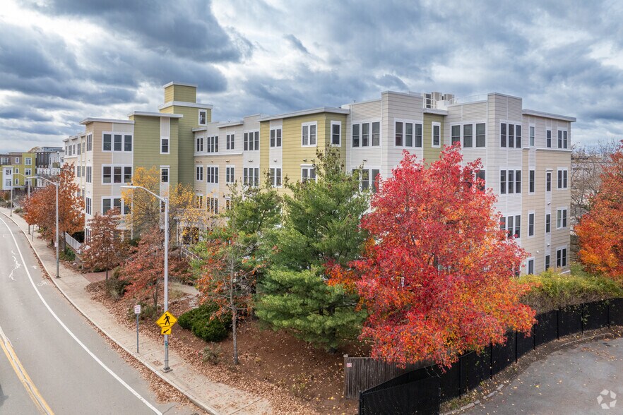 More Photos Of 87 New St, Cambridge Apartments For Sale