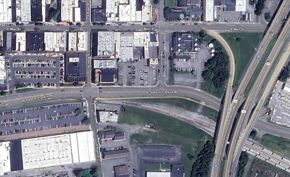 More Photos Of 300 E Main St, Johnson City Office For Lease