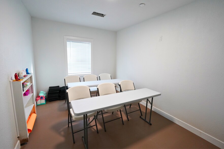 More Photos Of 10402 Pillot St, Jacinto City Religious Facility For Sale