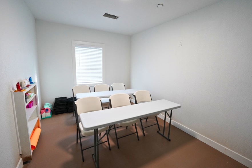 More Photos Of 10402 Pillot St, Jacinto City Religious Facility For Sale