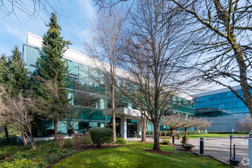 More Photos Of 2010 156th Ave NE, Bellevue Office For Lease