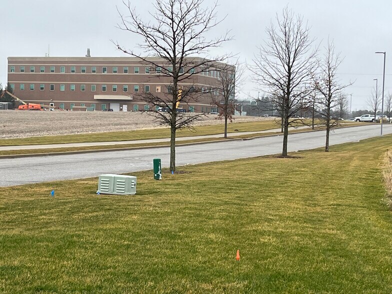 More Photos Of 468 N Memorial Drive, Valparaiso Land For Sale