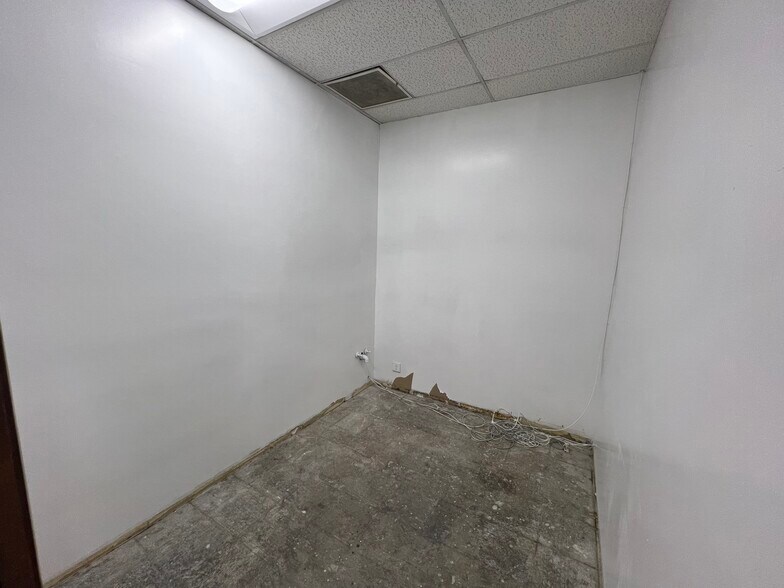 More Photos Of 808 N Hill St, Los Angeles Storefront Retail Office For Lease