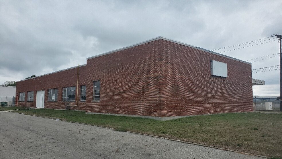 More Photos Of 2200 Lockbourne Rd, Columbus Manufacturing For Lease