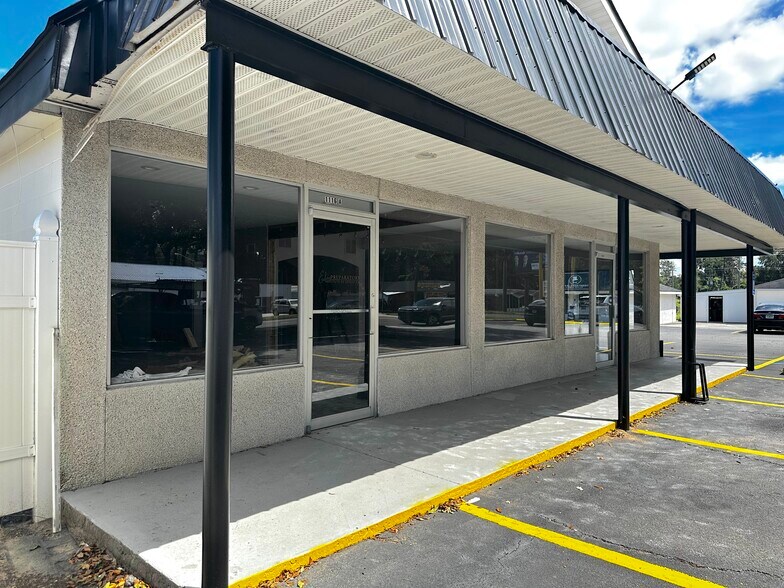 More Photos Of 1116 Montgomery Cross Rd, Savannah Freestanding For Lease