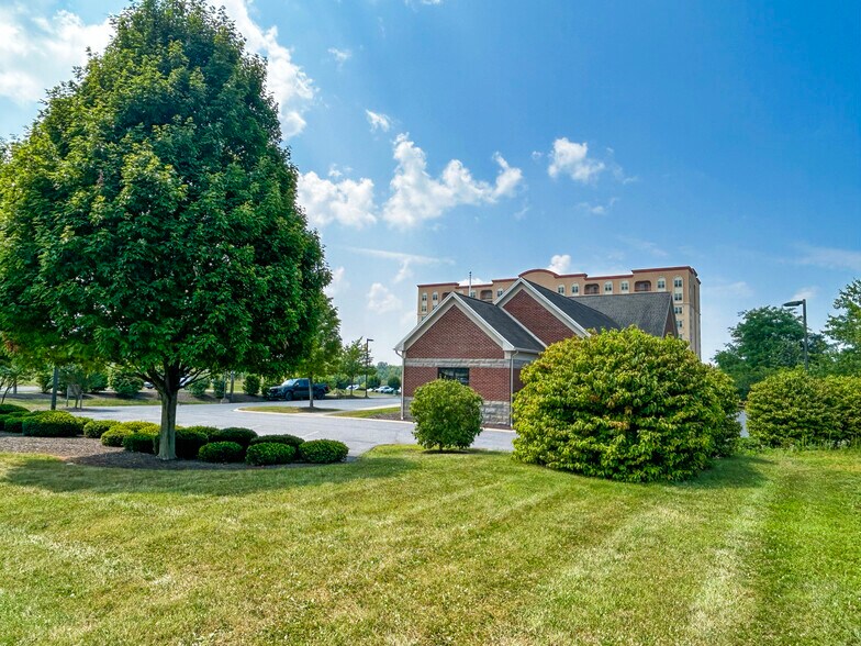 More Photos Of 122 Eagle Pt, Bellefonte General Retail For Lease