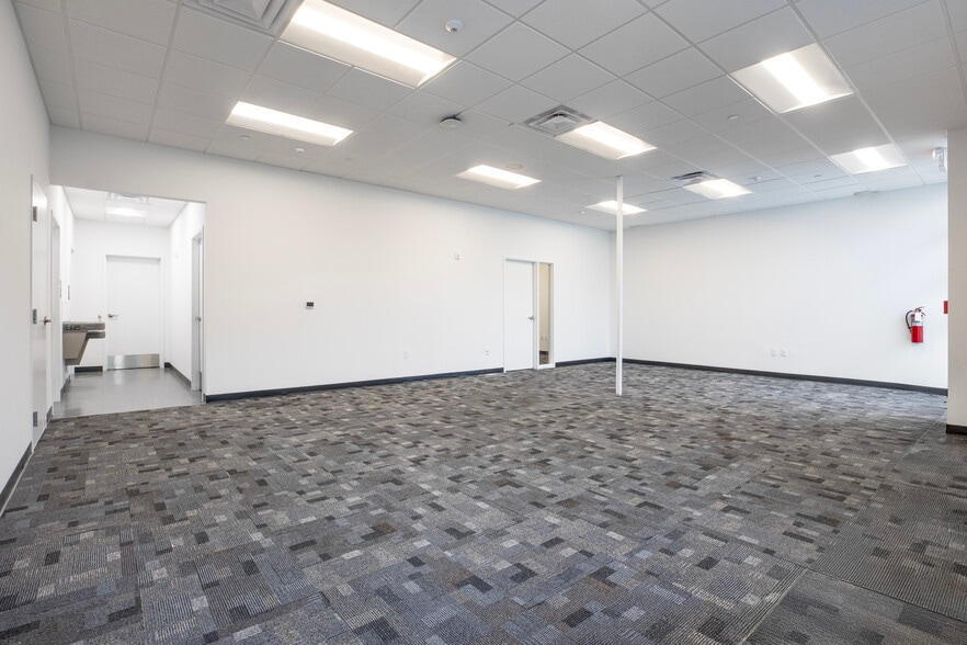 More Photos Of 1240-1270 NE 48th St, Pompano Beach Unknown For Lease