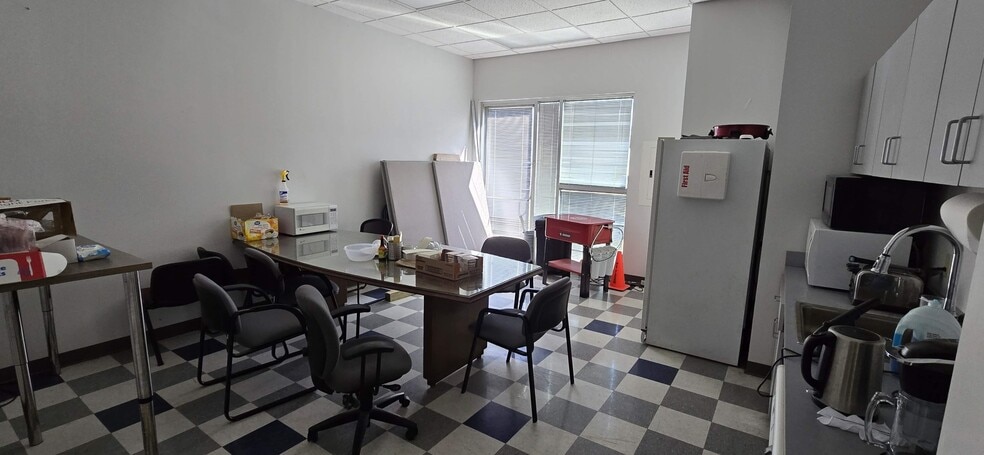 More Photos Of 4 Sierra Way St, Georgetown Light Distribution For Sale