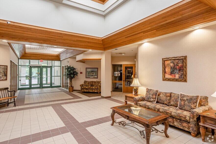 More Photos Of 1801 Forest Hills Blvd, Bella Vista Medical For Lease