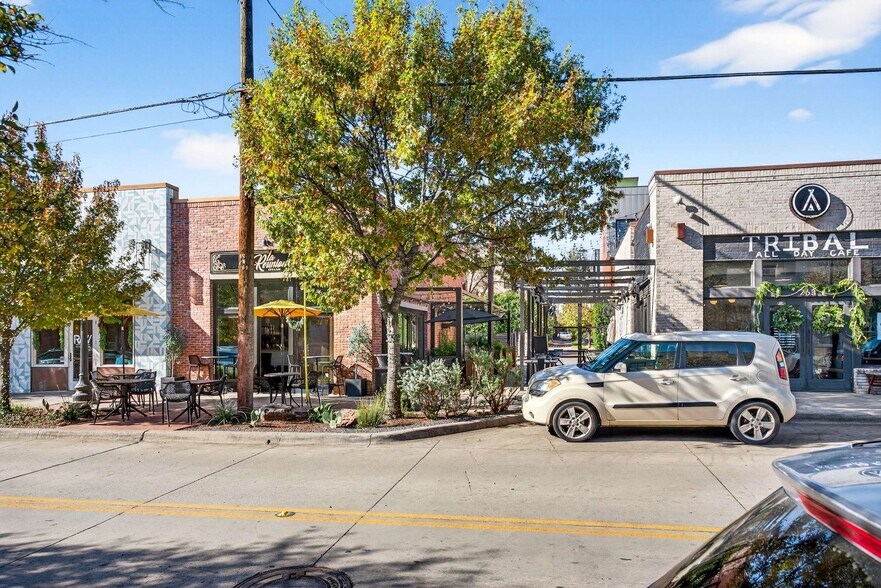 More Photos Of 439 W 9th St, Dallas Apartments For Sale