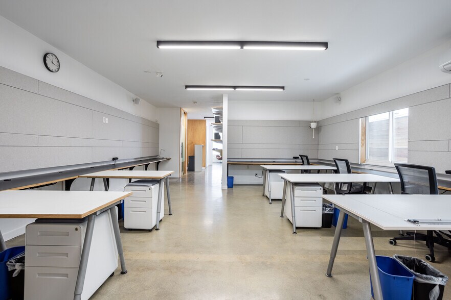 More Photos Of 12421 Venice Blvd, Los Angeles Loft Creative Space For Sale