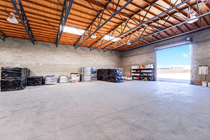 More Photos Of 11080 Commercial Pky, Castroville Warehouse For Sale