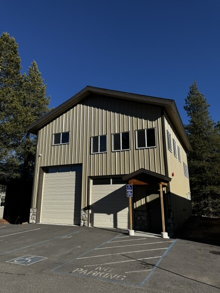 Primary Photo Of 1772 D St, South Lake Tahoe Warehouse For Lease