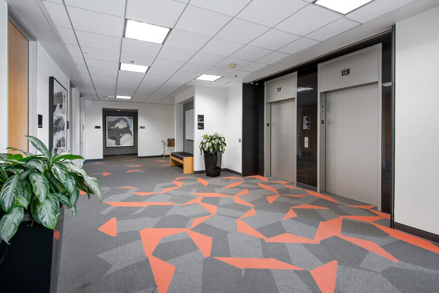 More Photos Of 27001 Agoura Rd, Calabasas Office For Lease