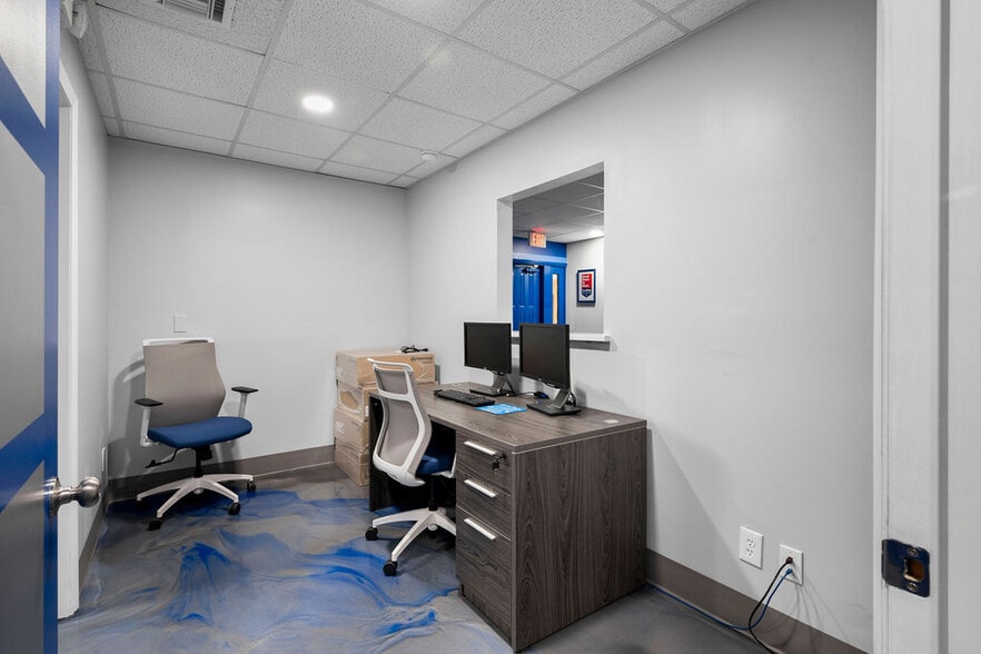 More Photos Of 1801 SE Hillmoor Dr, Port Saint Lucie Medical For Lease