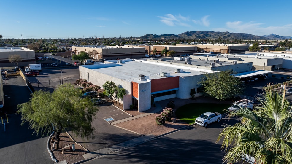 More Photos Of 1203 W Geneva Dr, Tempe Warehouse For Sale