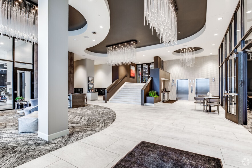 More Photos Of 800 Cretin Ave S, Saint Paul Apartments For Lease