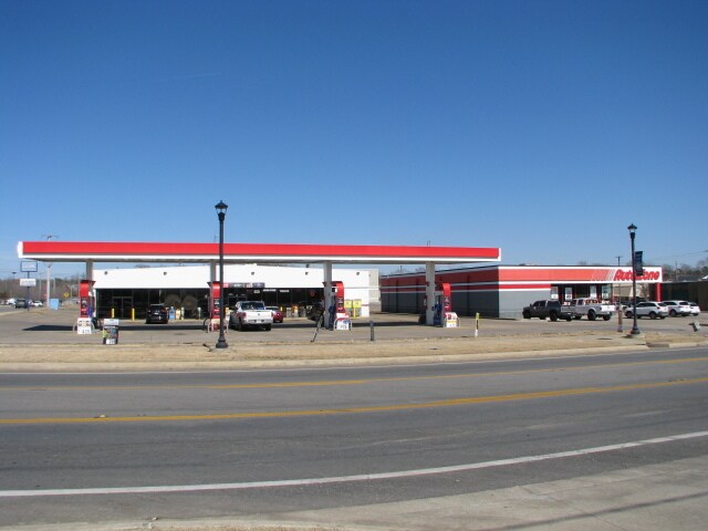 More Photos Of 914 W Main St, Cabot Auto Repair For Lease