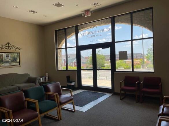 More Photos Of 2702 Cunningham Ave, Joplin Medical For Lease